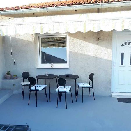 Apartman Andela Tisno Exterior foto
