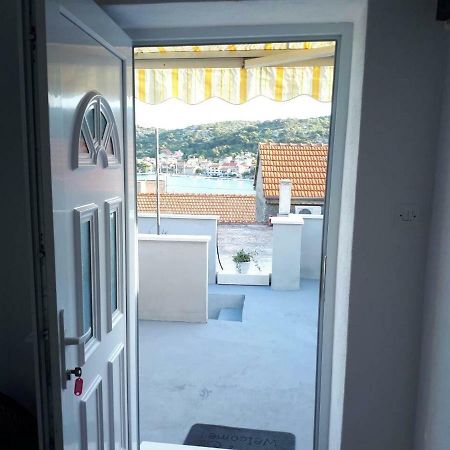 Apartman Andela Tisno Exterior foto